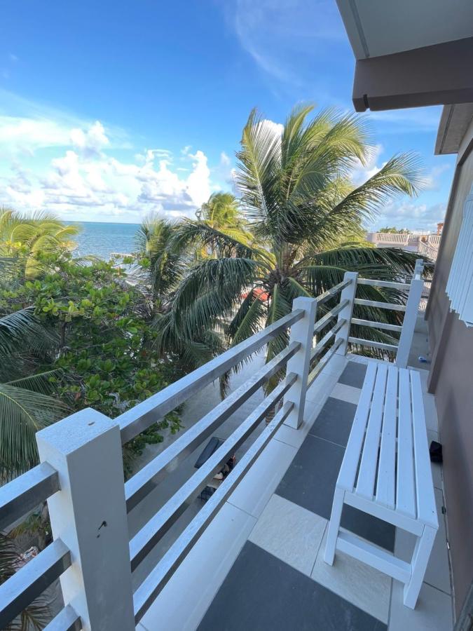 Caye Caulker Beach Hotel Экстерьер фото