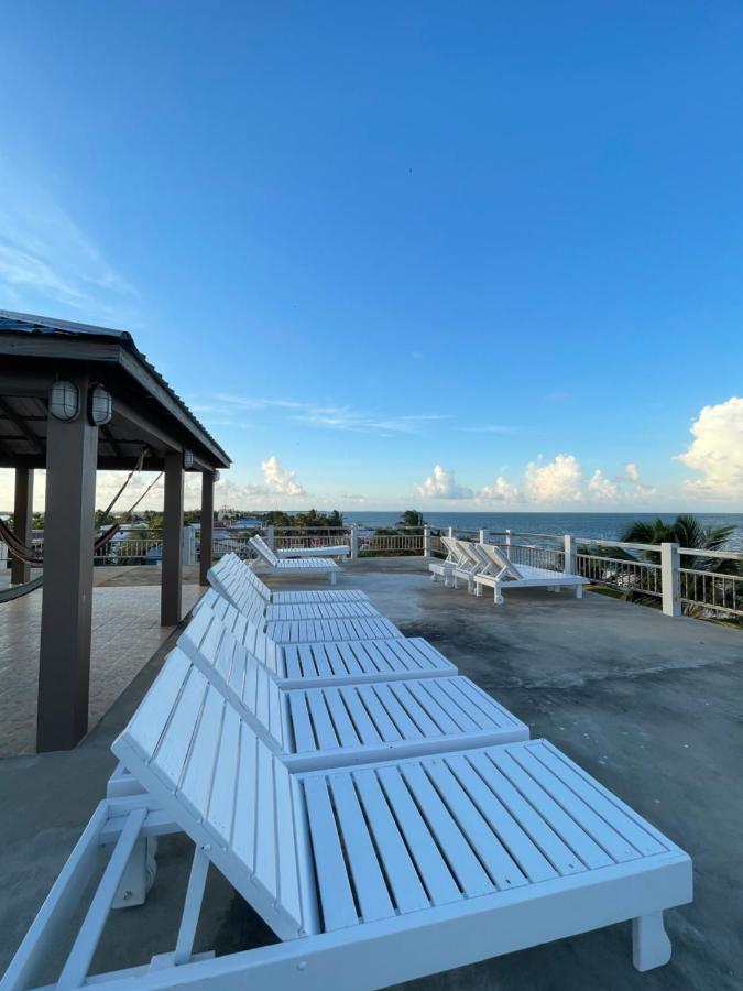 Caye Caulker Beach Hotel Экстерьер фото