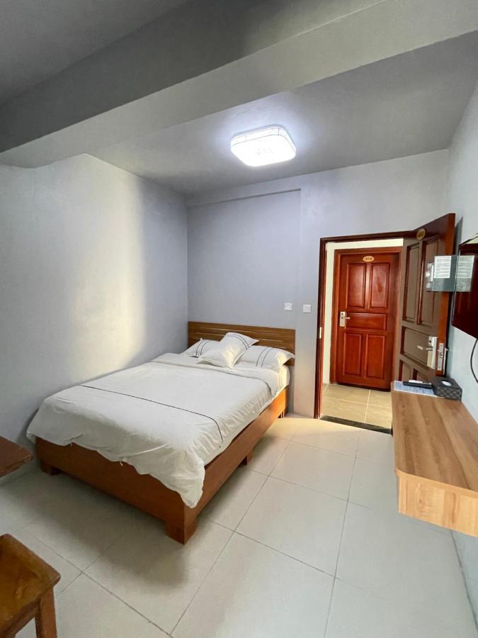Caye Caulker Beach Hotel Экстерьер фото