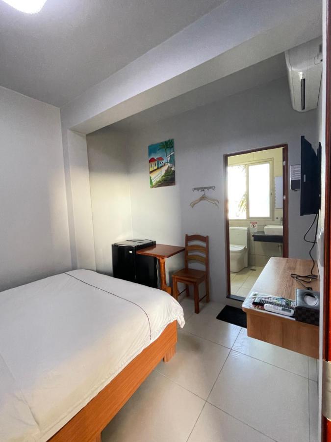 Caye Caulker Beach Hotel Экстерьер фото